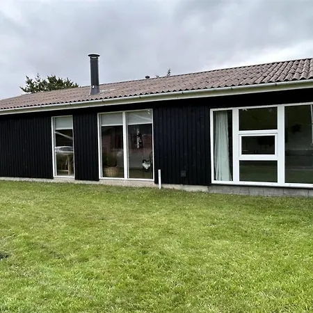 Pietari - 600m From The Sea By Interhome Holiday home *